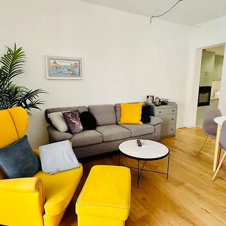 Retro House In The Apartment