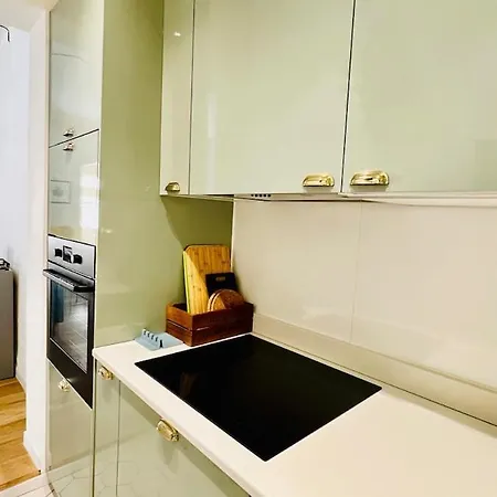 Apartment Retro House In The