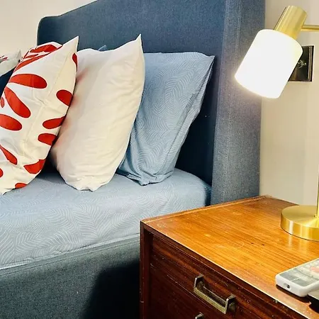 Apartment Retro House In The