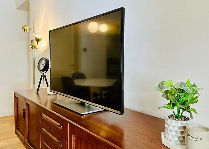 Retro House In The Floriana